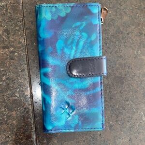 Patricia Nash Blue Floral Wallet